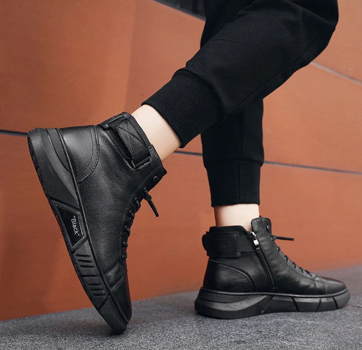 Botines de Piel Negros para Hombre con Cierre y Correa