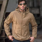 Chamarra Softshell para Hombre Resistente al Agua con Capucha